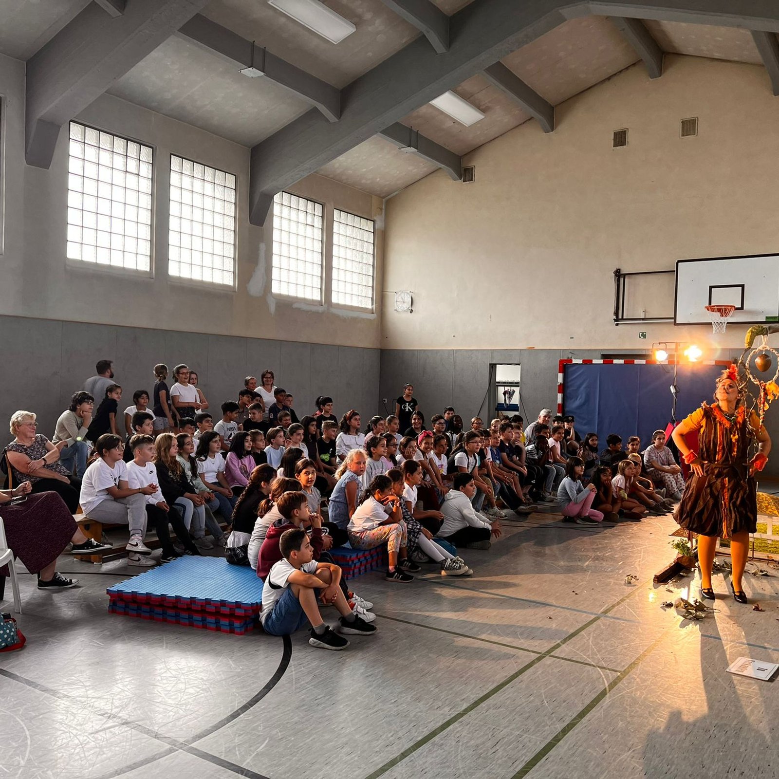 Theater in der Turnhalle